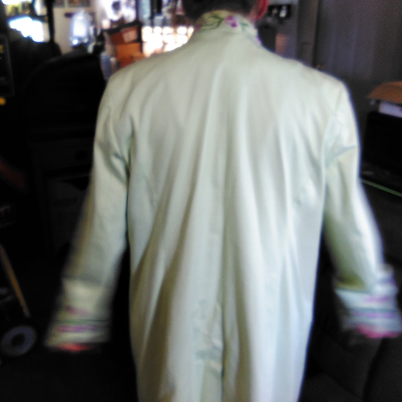 Victor Costa trench coat - Picture 4 of 15